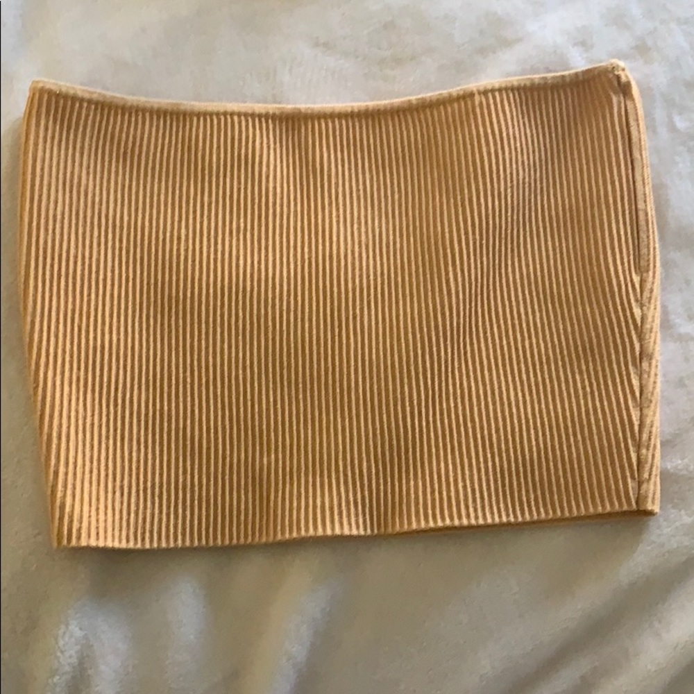 La Hearts Cropped Ribbed Top